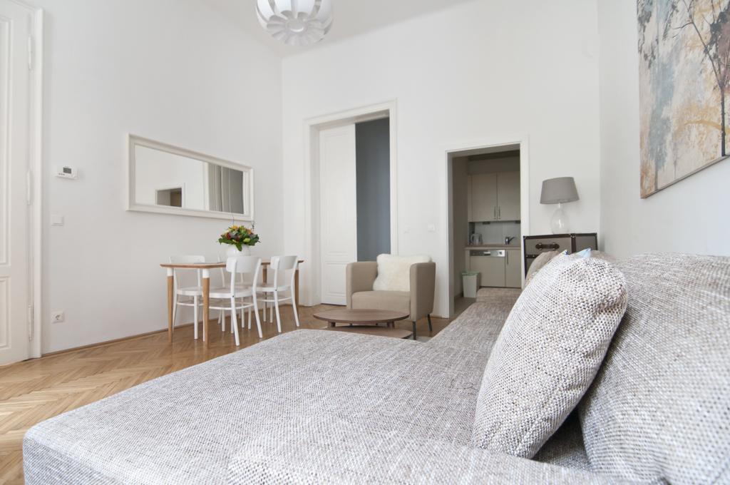 Heymi Apartments Oper Wien Phòng bức ảnh